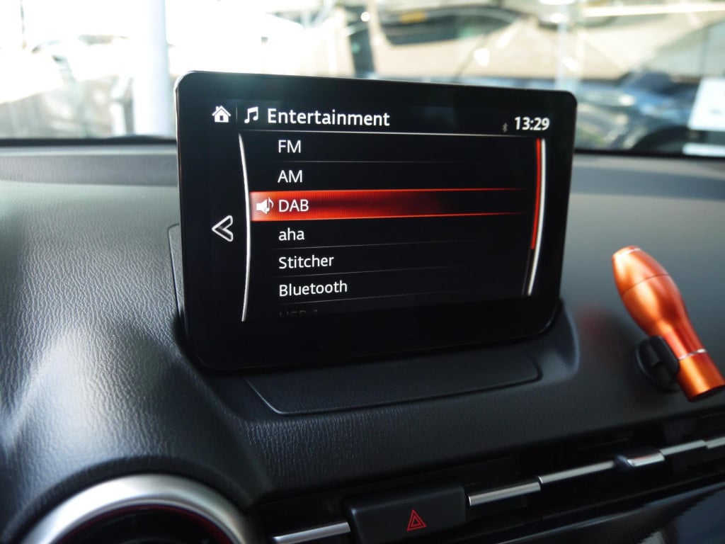 Mazda 2 1.5 skyactiv-g sportive|rijklaar