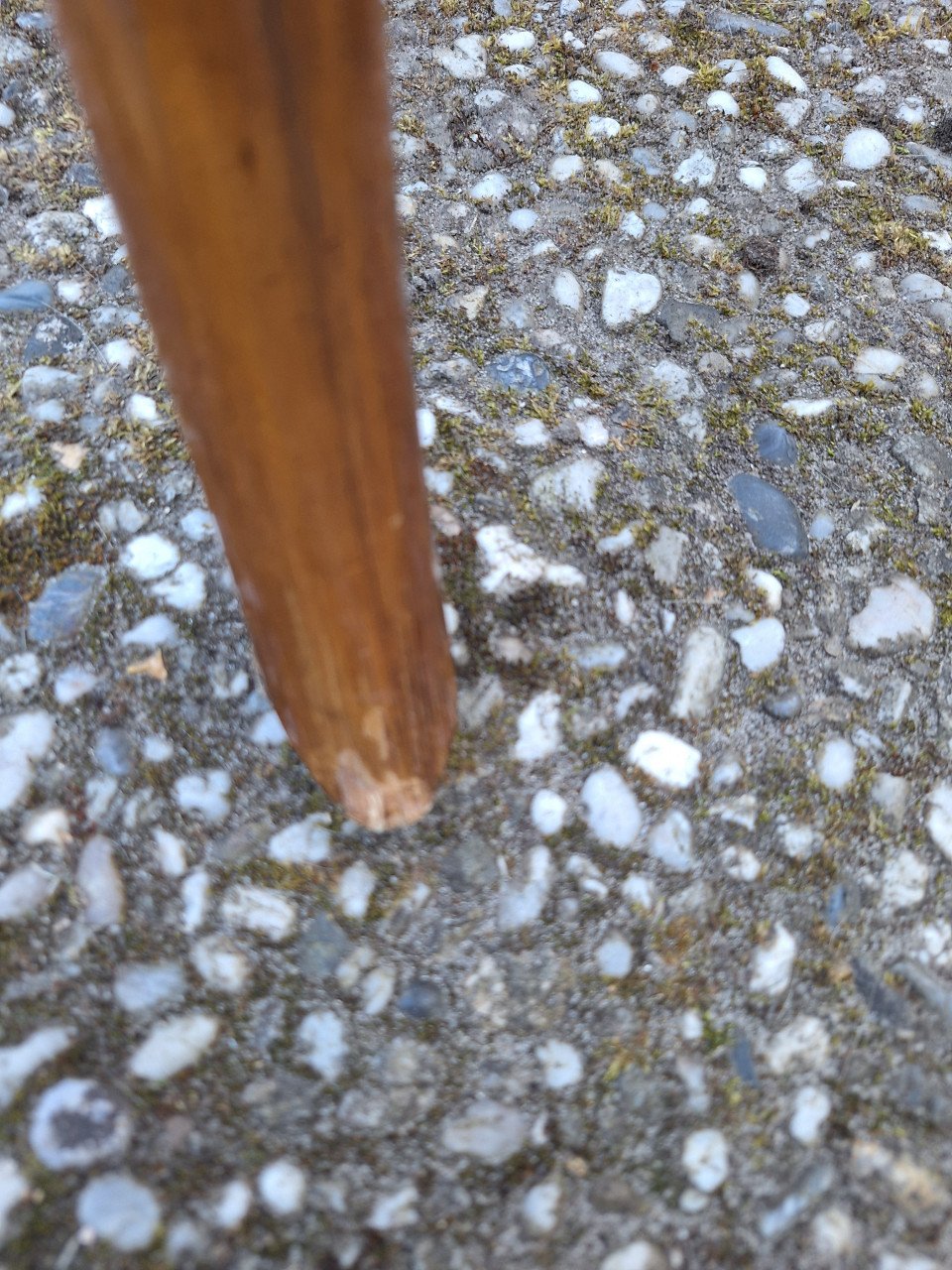 2 rotan tafeltjes
