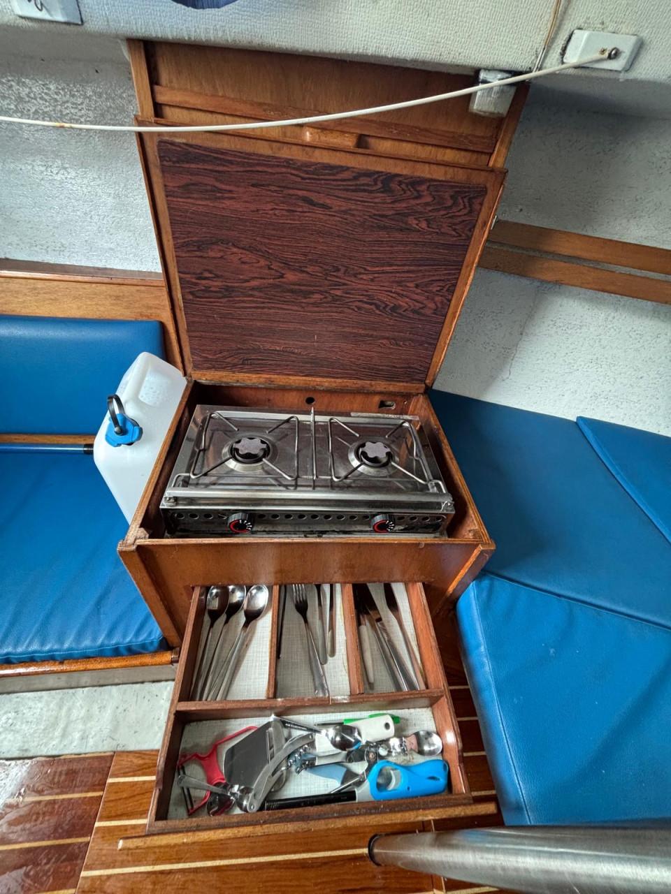 Kievit 680 kajuitzeilboot