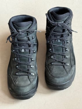 Lowa wandelschoenen ZGAN.