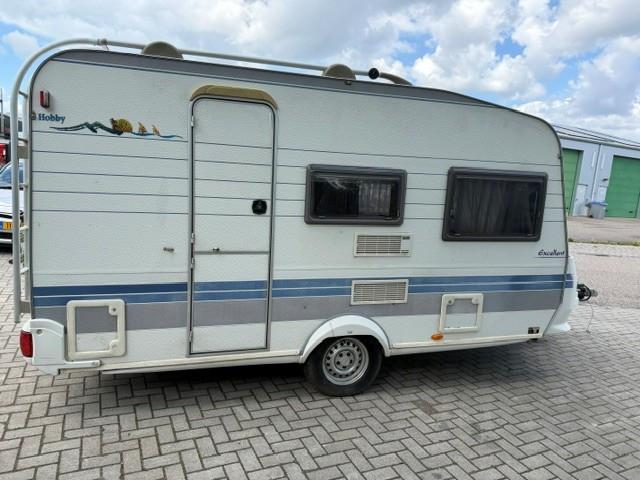 Caravan Hobby Excellent Easy 400