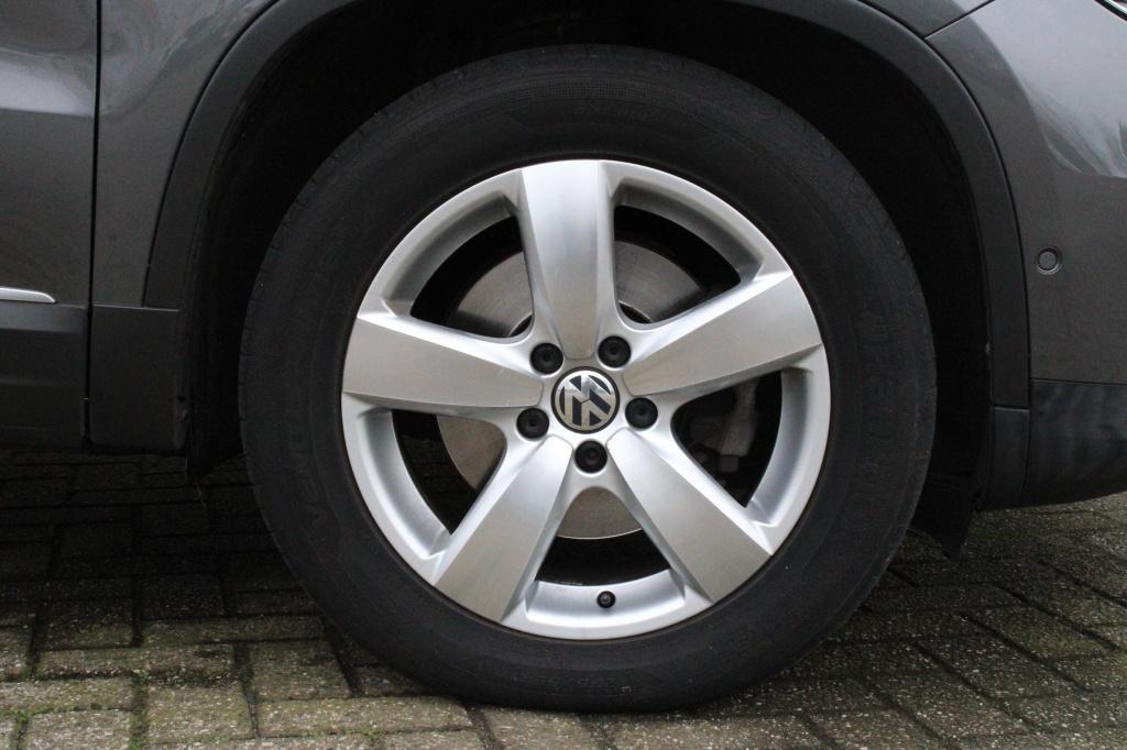 Volkswagen Tiguan 1.4 tsi sport&style + trekhaak electrisch wegklapbaar