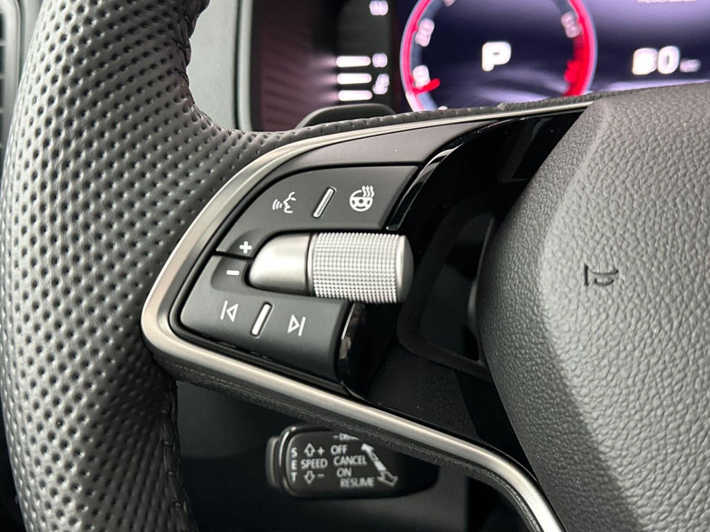 Skoda Karoq 1.5 tsi act sportline business