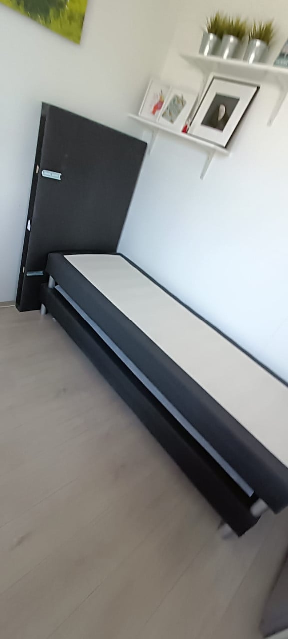 Tweepersoons bed 2 m x 1.40