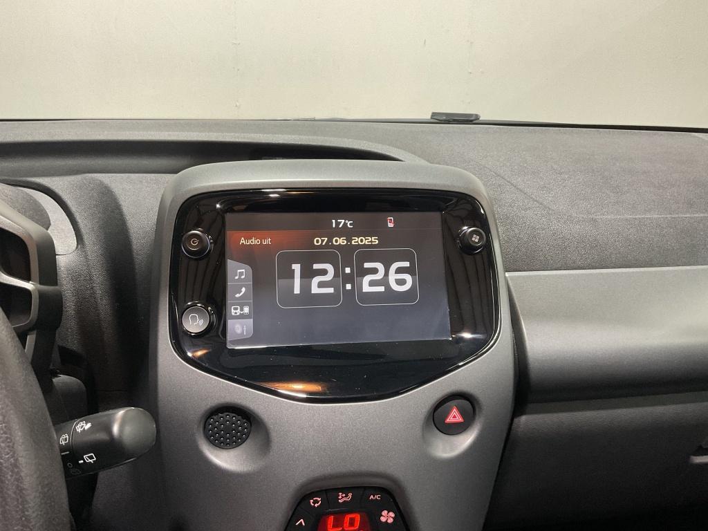 Toyota Aygo 1.0 vvt-i x-joy cabrio | clima | apple carplay |