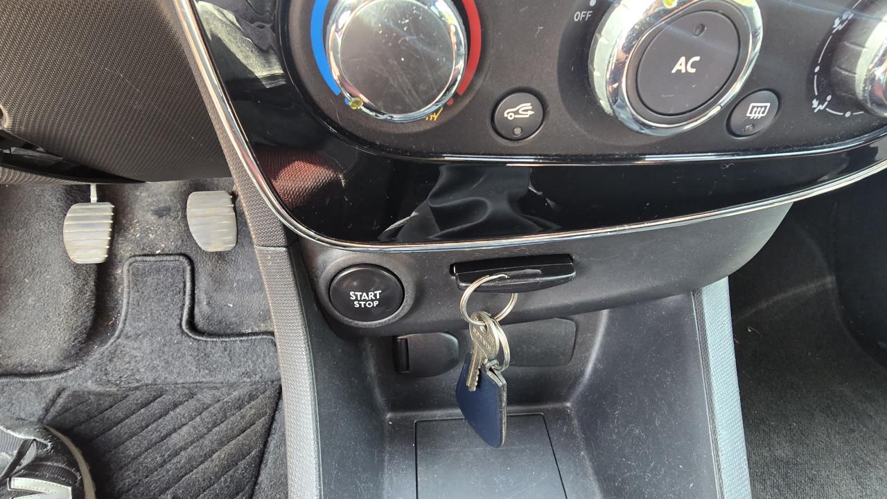 Renault Clio estate 2013