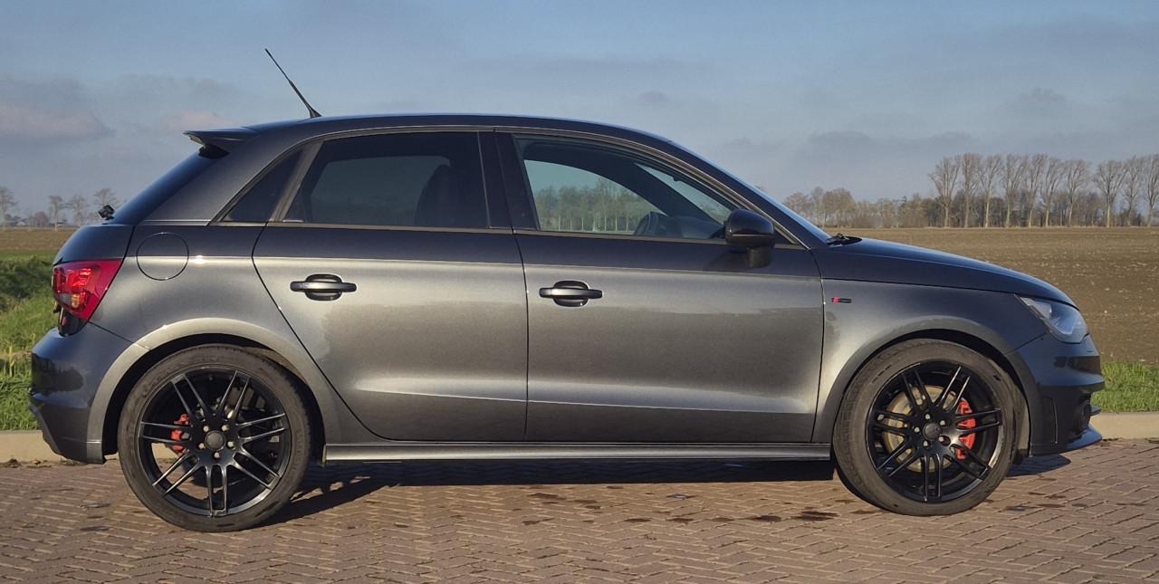 Audi A1 185 Pk 3 x S line Automaat Sport Leer