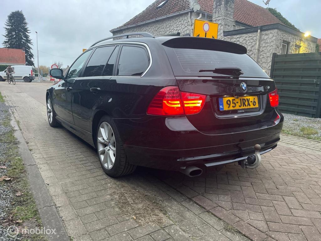 BMW 3-serie touring 318i business line