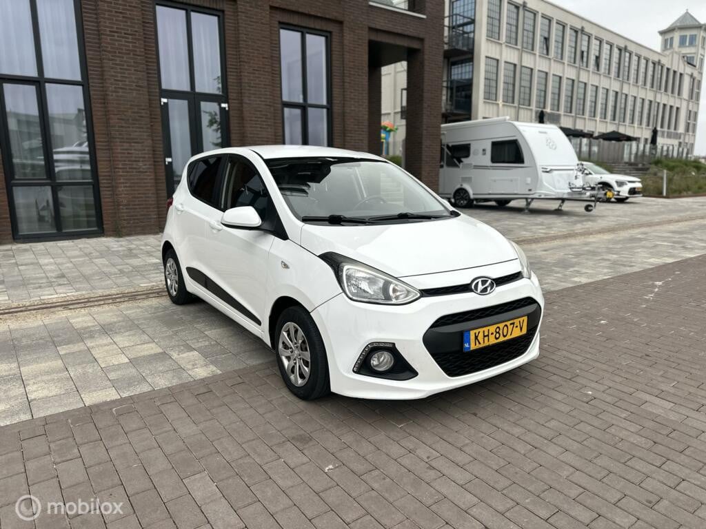 Hyundai i10 1.0i i-Motion Premium Airco Cruise kmst198.611 Nap BJ2017