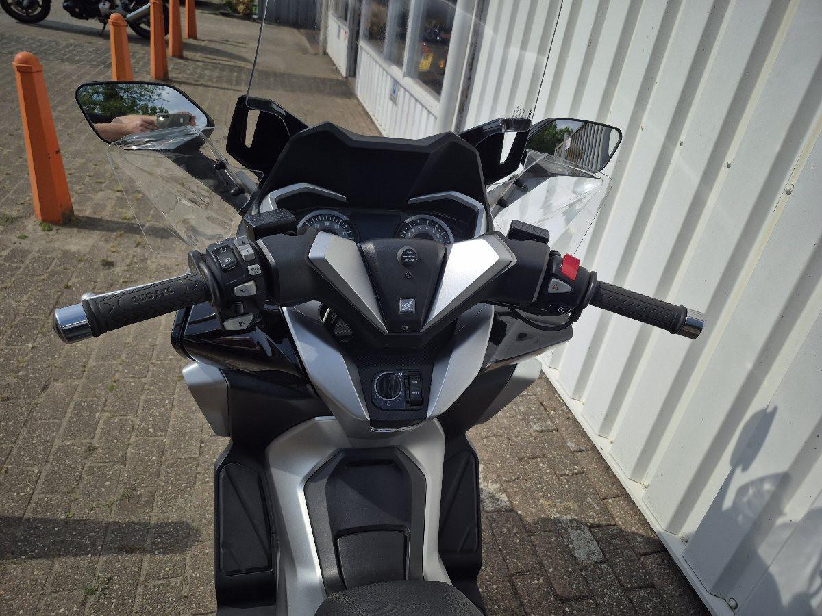 Honda Forza 300 Motorscooter uit 2021