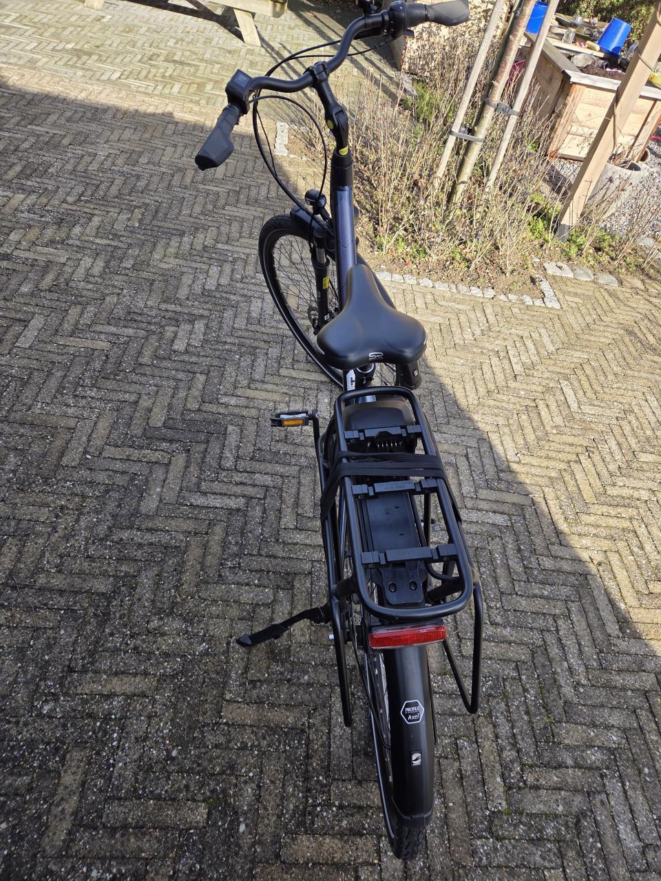 Prachtige Giant Entour E+ Damesfiets (M/51cm) - Slechts 800km op de teller!