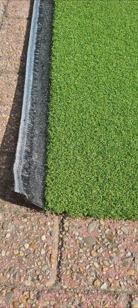 Te Koop: Nieuw Kunstgras 9,5M x 2M