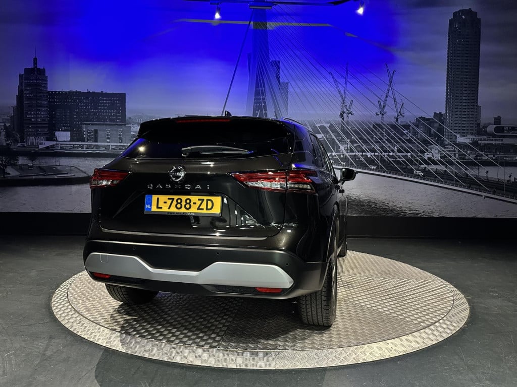 Nissan Qashqai 1.3 mhev xtronic premiere edition *pano*360camera*