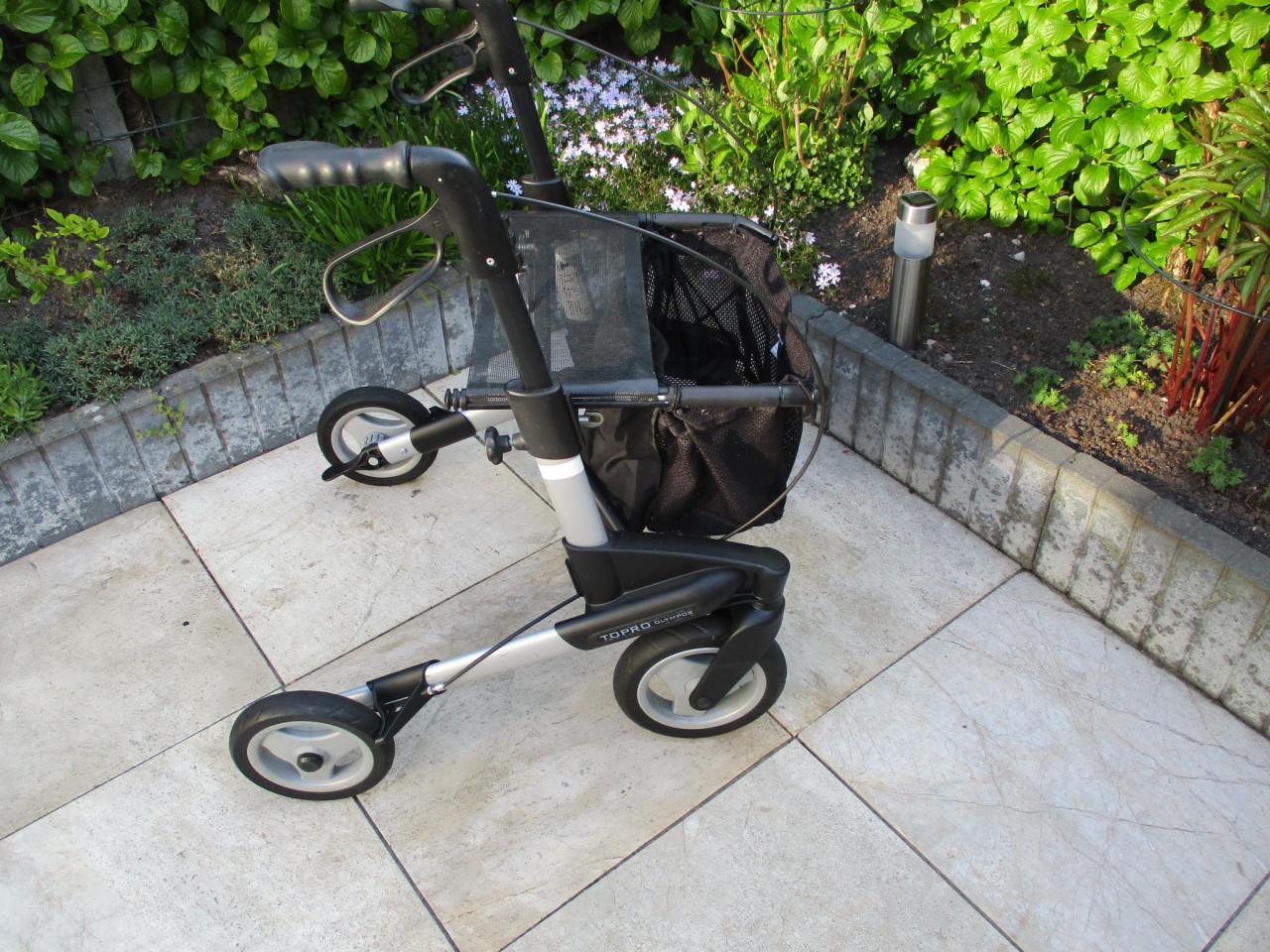 Zgan Topro OLympos  rollator met Softwielen zitje grote tas en rugleuning