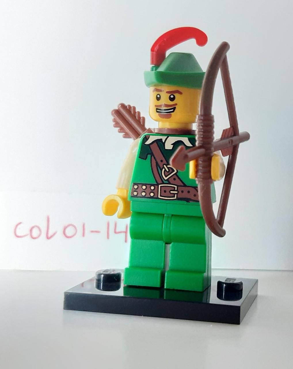 Lego minifiguur: boswachter met standaard en accessoires