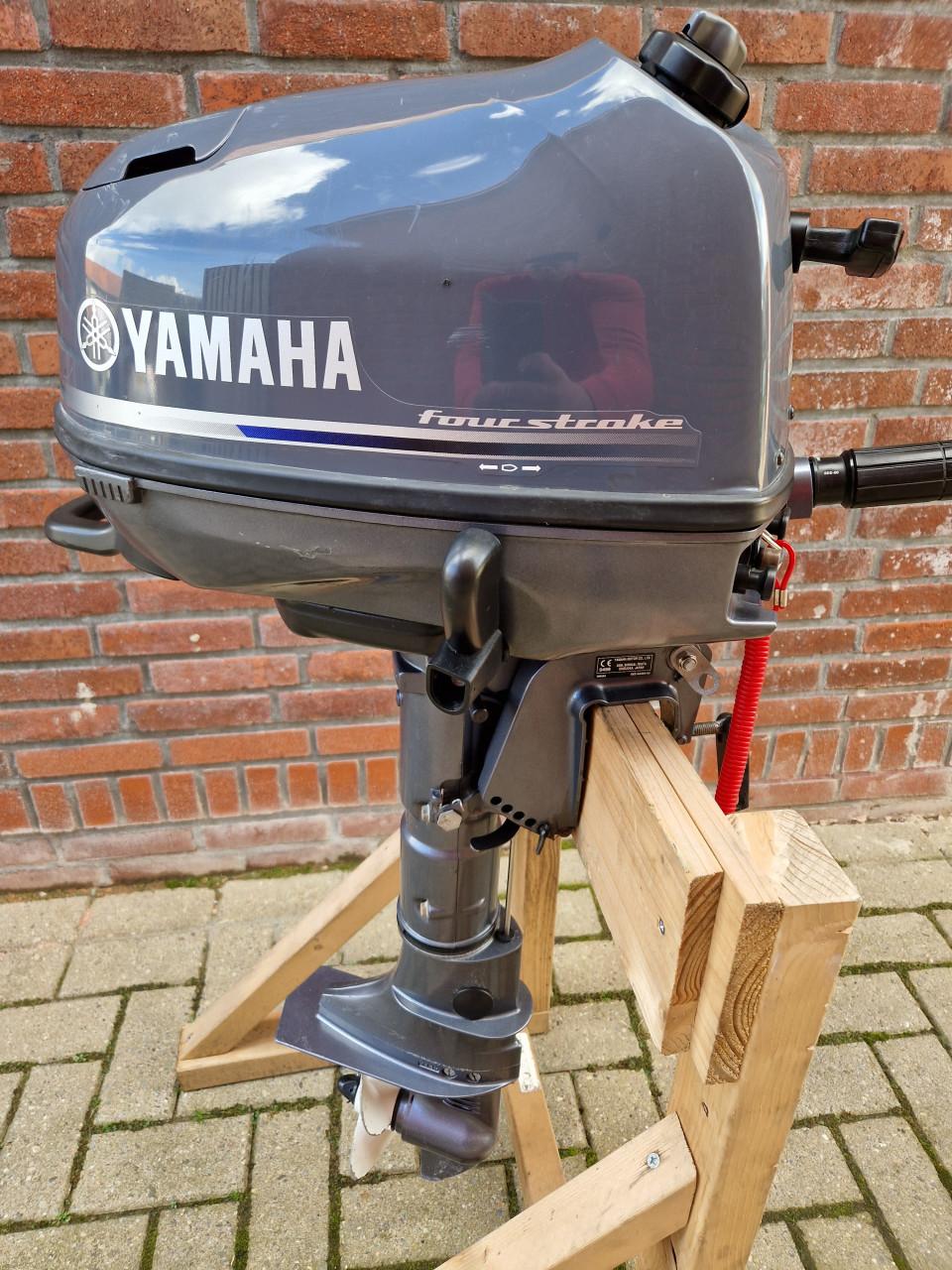 YAMAHA 4 pk 4-takt kortstaart bouwjaar 2020 !!!