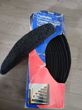 Zwarte trapmatten