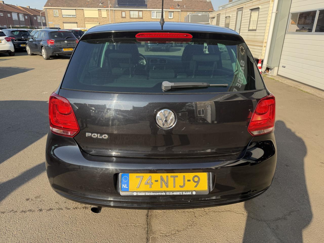 Volkswagen Polo 1.4-16v Highline 5 deurs AUTOMAAT DSG NAP ! ! !