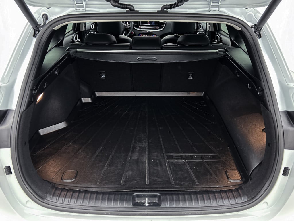 Kia Ceed Sportswagon 1.6 gdi phev executiveline | leder | panoramadak |  st