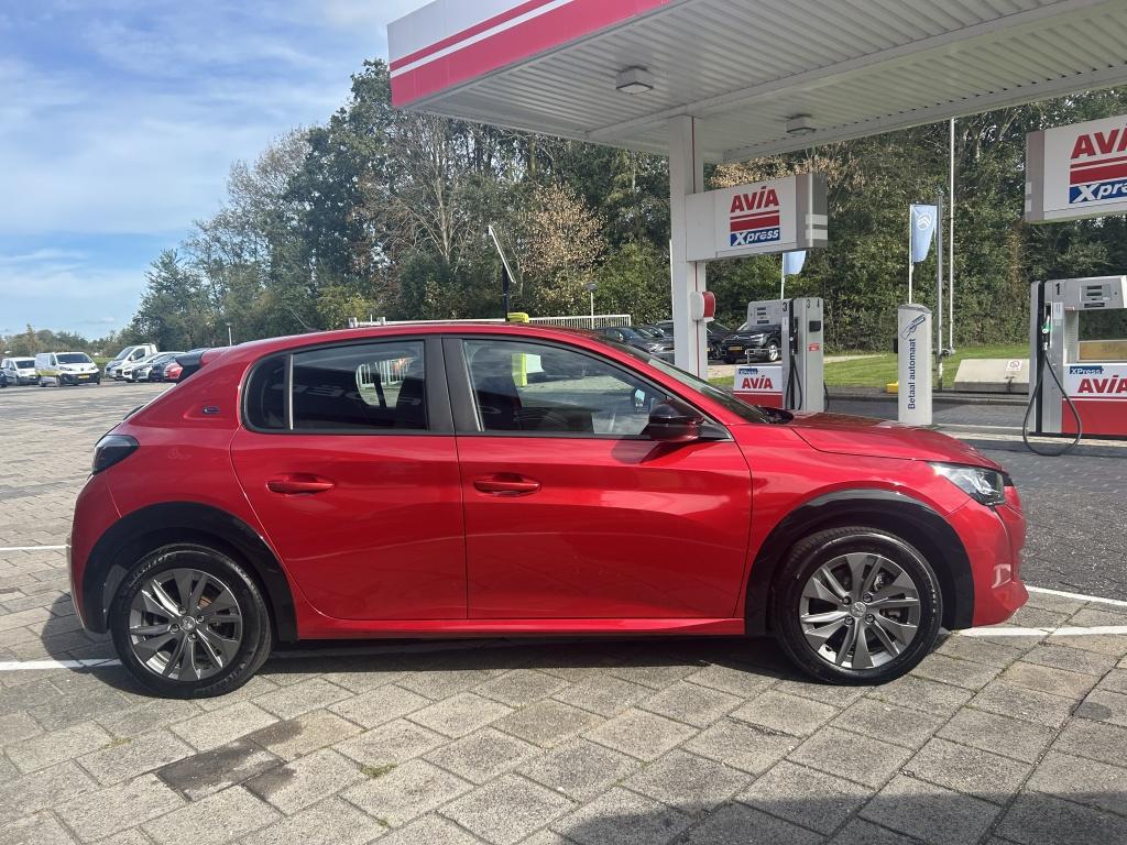 Peugeot 208 ev 50kwh 136pk active pack | navigatie | bluetooth | parkeersen