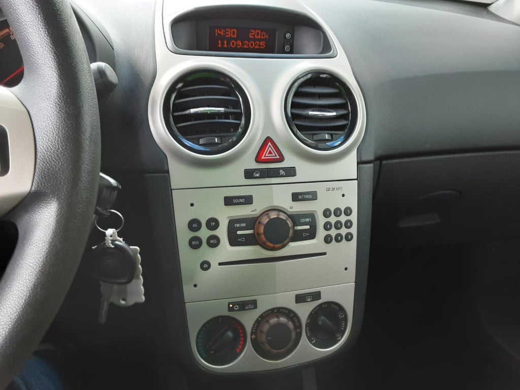 Opel Corsa 1.2-16v business