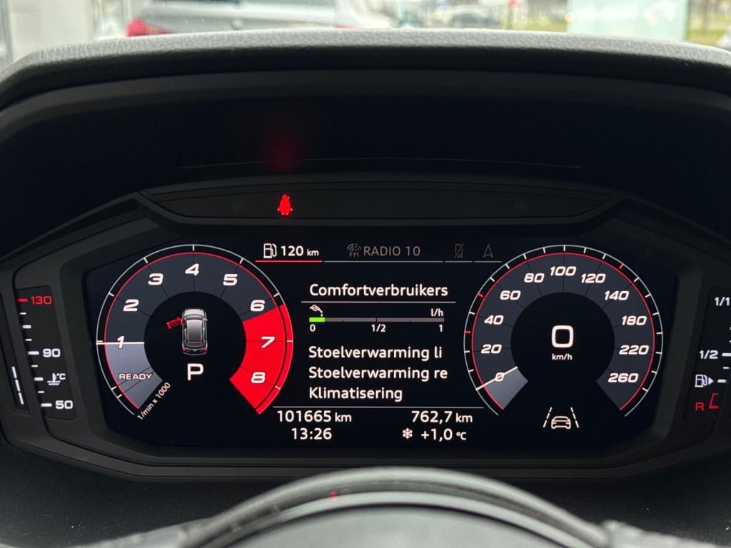 Audi A1 Sportback 35 tfsi 1.5 * 150pk! * navigatie * cruise control *stoelv