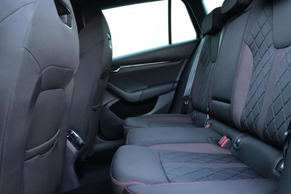 Skoda Octavia combi rs 2.0 tsi 245pk dsg7