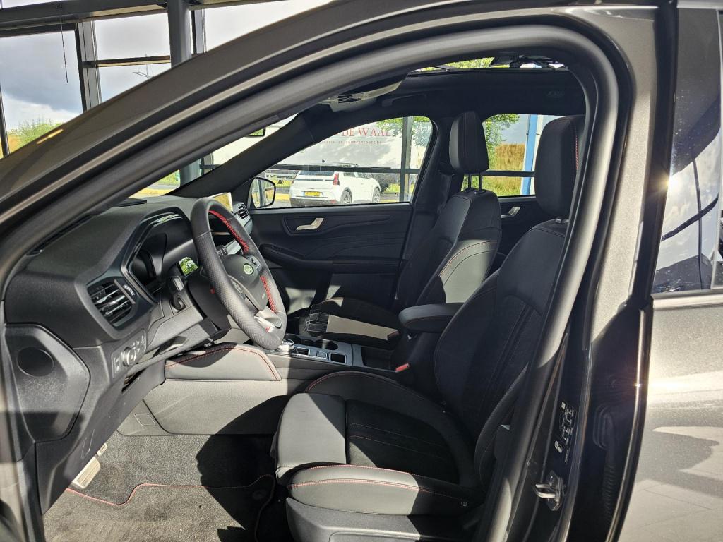 Ford Kuga 2.5 phev st-line x