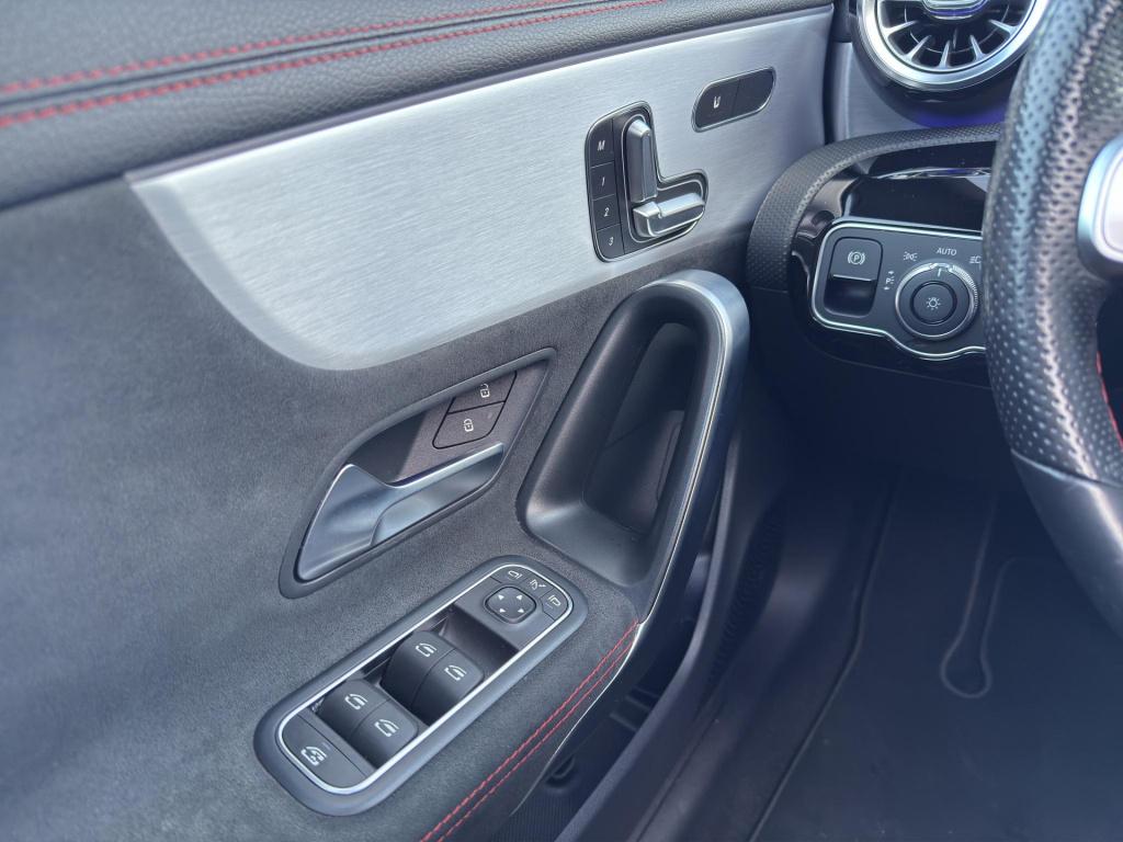 Mercedes-Benz Cla 250 e dct shooting brake amg-line | pano | 360 camera | g