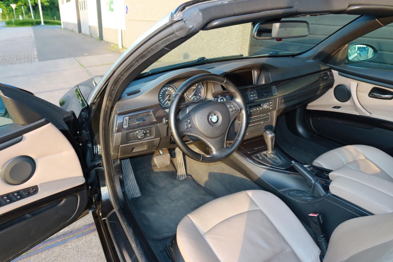 BMW 325i 3.0 Cabriolet Youngtimer 145DKM 2007