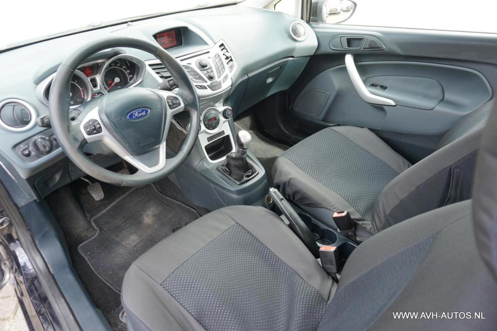 Ford Fiesta 1.4 titanium