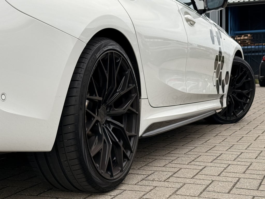 BMW 3-serie 320i m-sport | schuifdak | acc | leder | memory | laser | 20 in