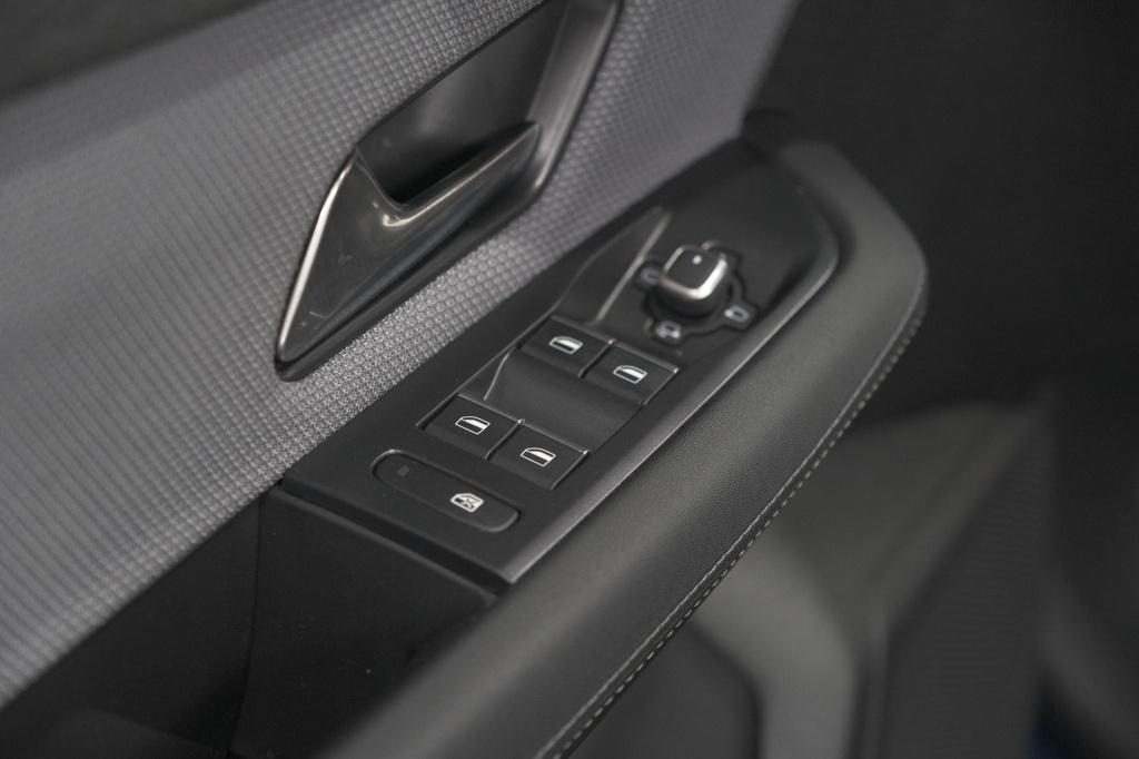 Opel Grandland 1.2 turbo 145 hybrid gs | nieuw model | camera | apple carpl
