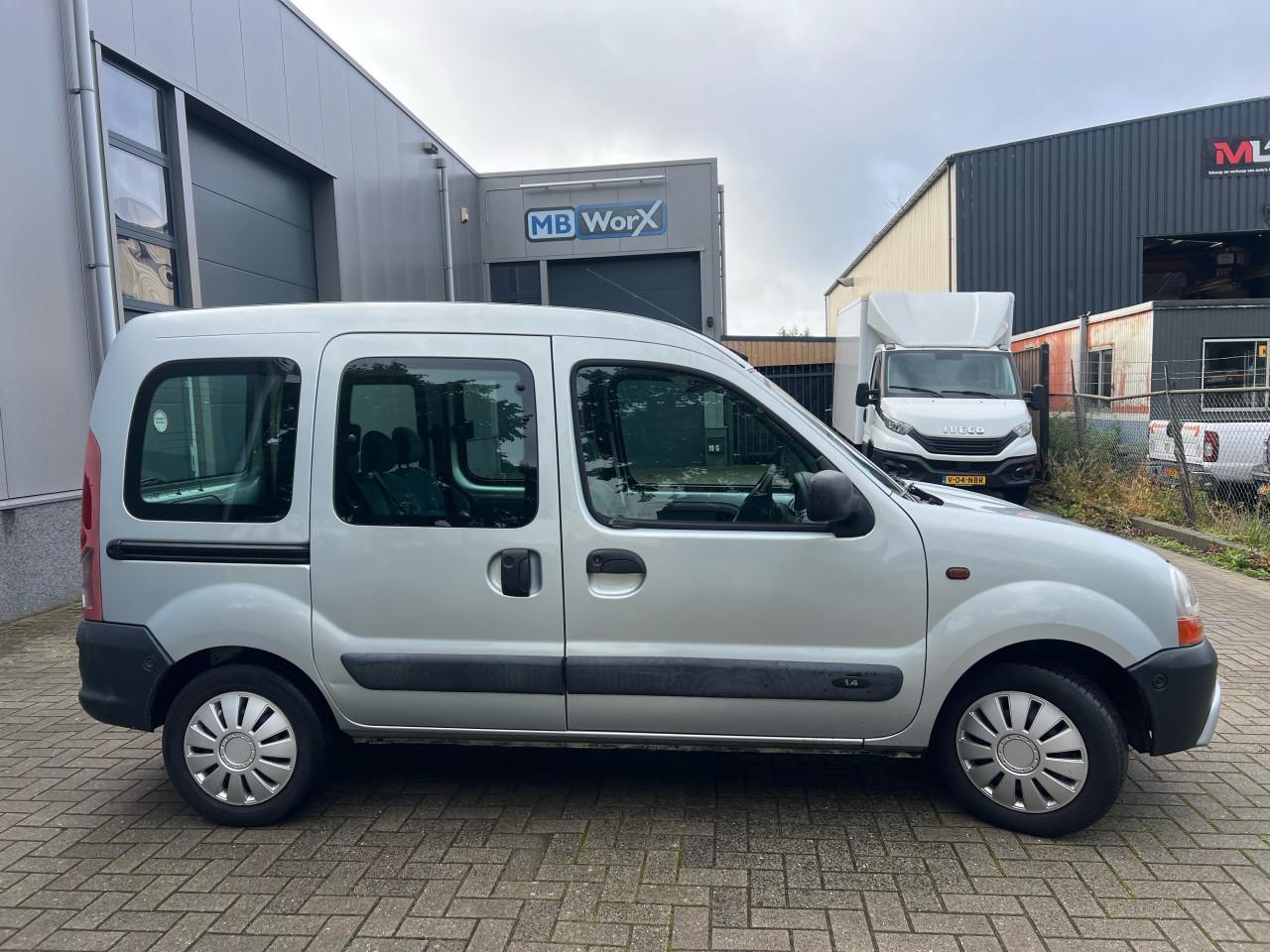 Renault Kangoo 1.4 Privilege Automaat 142.499 KM