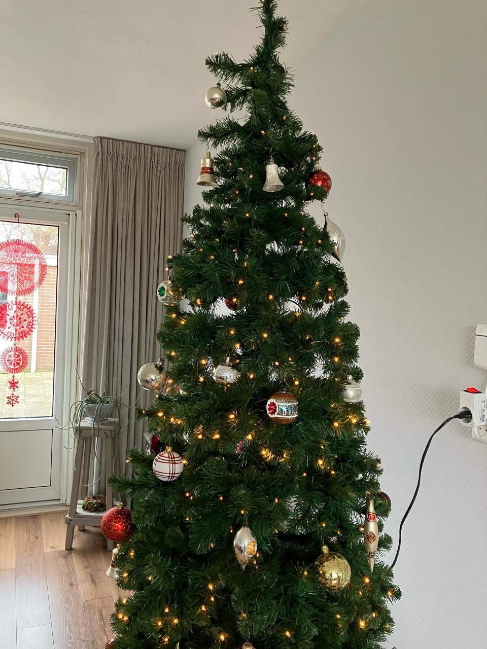 Kunst kerstboom 215cm met 400 lichtjes