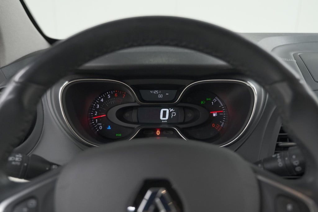 Renault Captur tce 150 edc initiale paris | trekhaak | camera | panoramadak