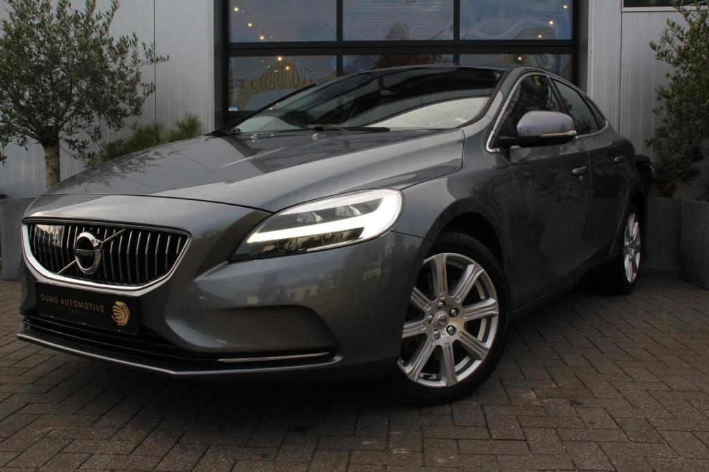 Volvo V40 1.5 t2 inscription aut. - leder - full led - navi - citycafety - 
