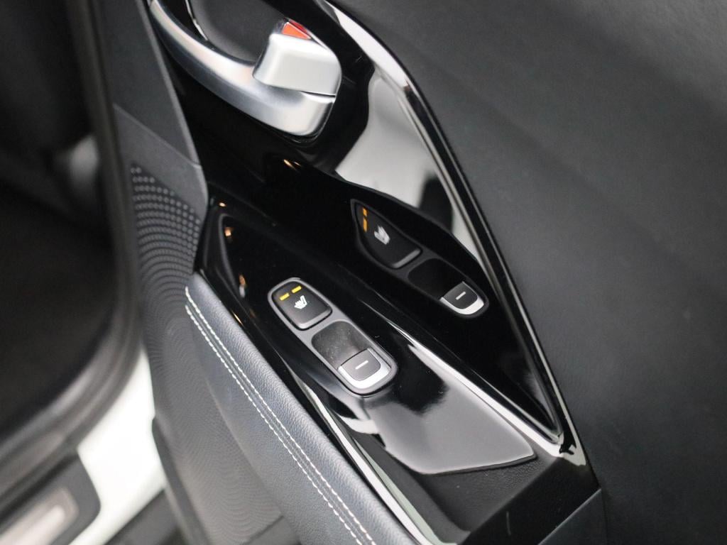 Kia E-niro executiveline 64 kwh | automaat | apple carplay / android auto |