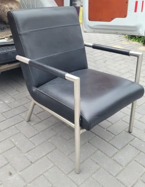 Fauteuil zwart met metaal