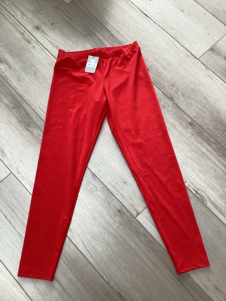 Nieuwe rode legging kaartje er nog aan maat L