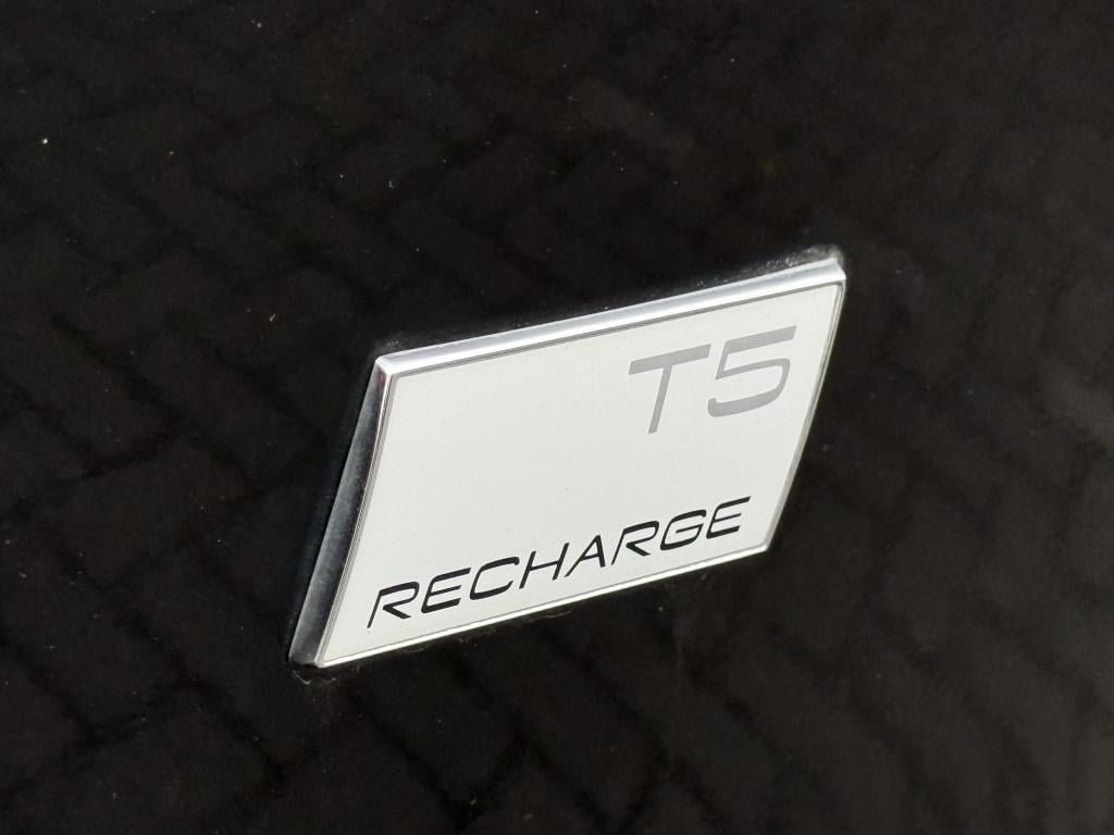 Volvo XC40 t5 262pk recharge r-design| adap.cruise| camera| trekhaak| keyle