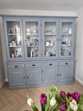 Buffetkast- Servieskast