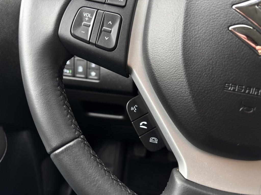 Suzuki Vitara 1.4 boosterjet style smart hybrid