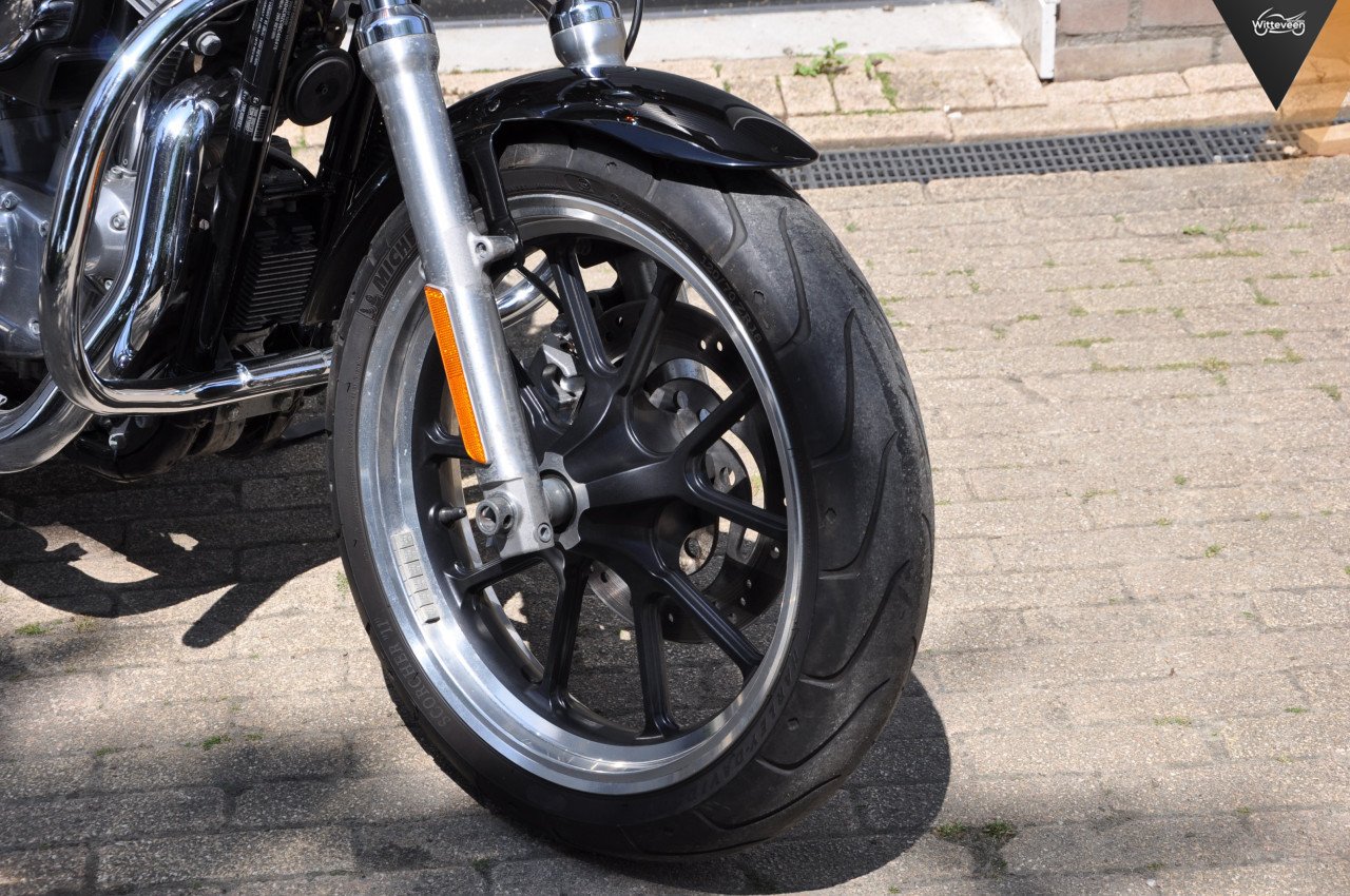 Harley-Davidson Sporster 883 Low