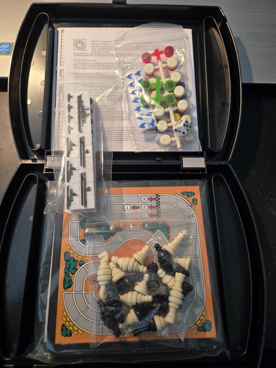 11-in-1 magnetische reisspellencollectie, Nieuw