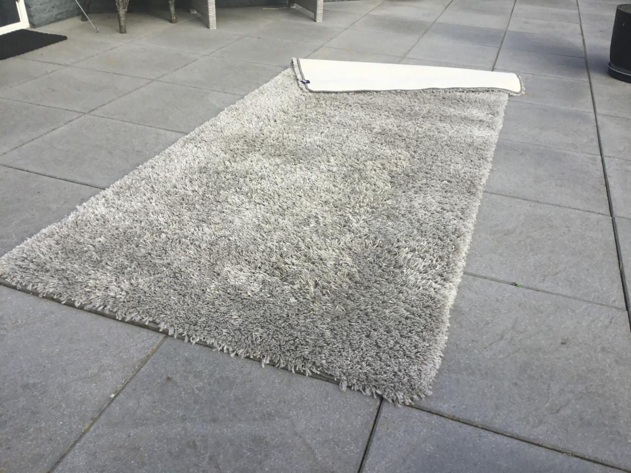 VLOERKLEED (LANGWERPIG).