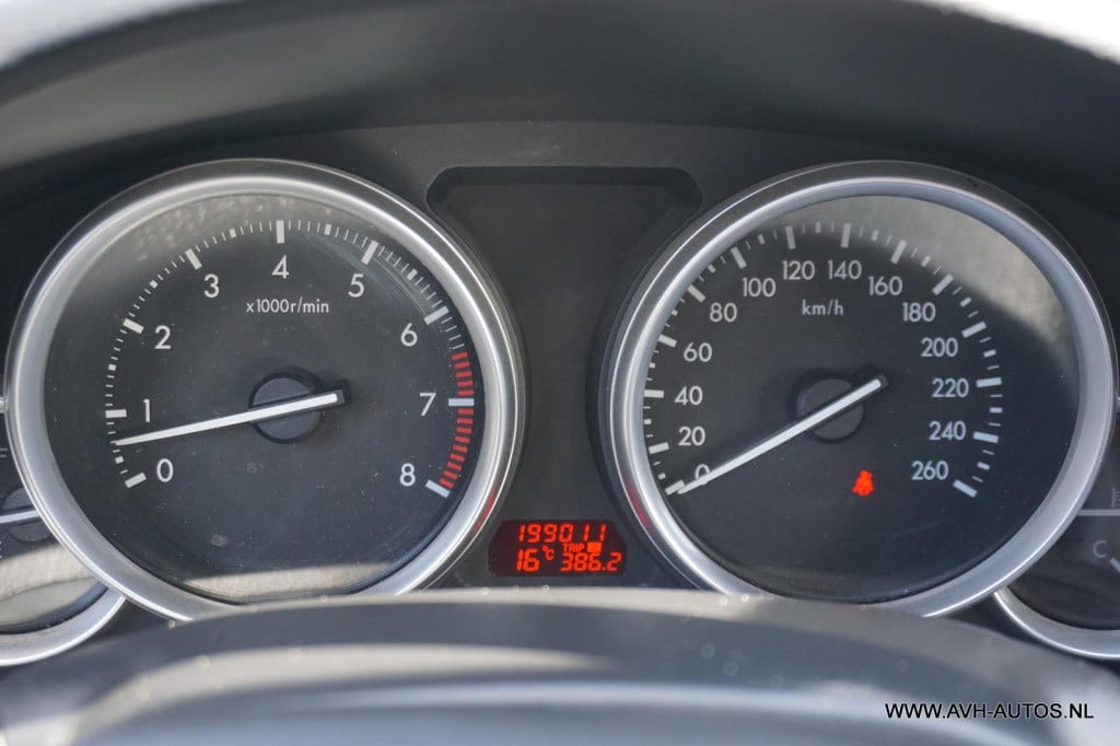 Mazda 6 1.8 touring