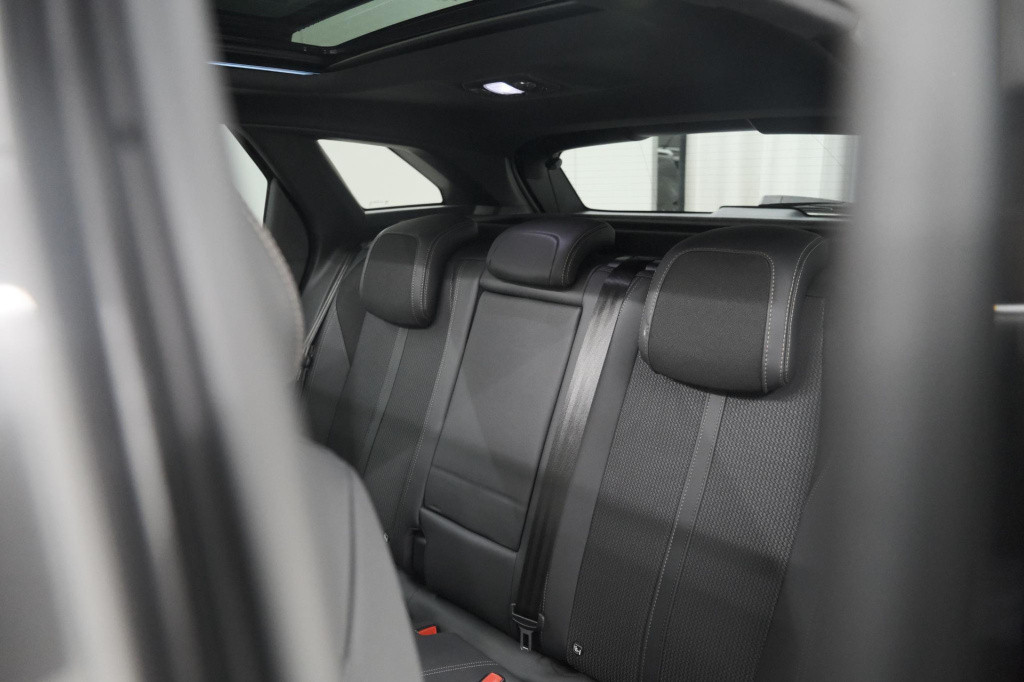 Peugeot 3008 hybrid4 300 gt | elektrisch panoramadak | dodehoekdetectie | c