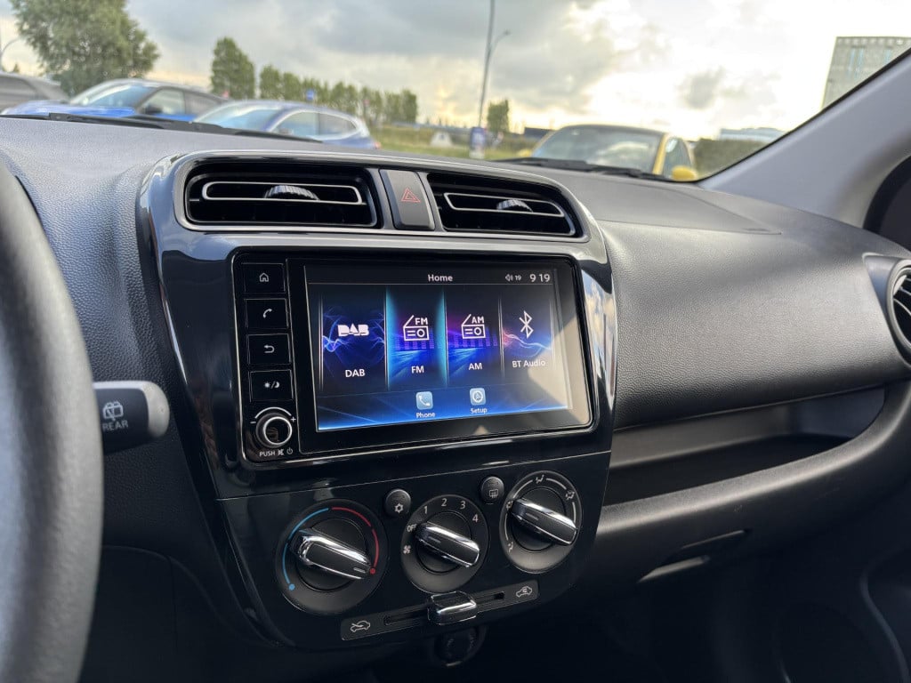 Mitsubishi Space Star 1.2 connect+ | apple carplay/android auto | aircondit