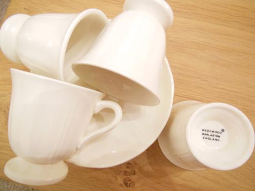 Espresso/Moccakopjes van Wedgwood Queens Shape